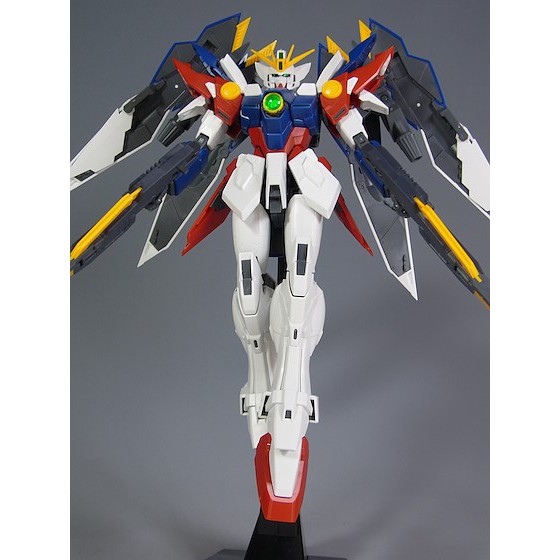 Mô hình lắp ráp MG 1/100 Wing Proto Gundam Bandai