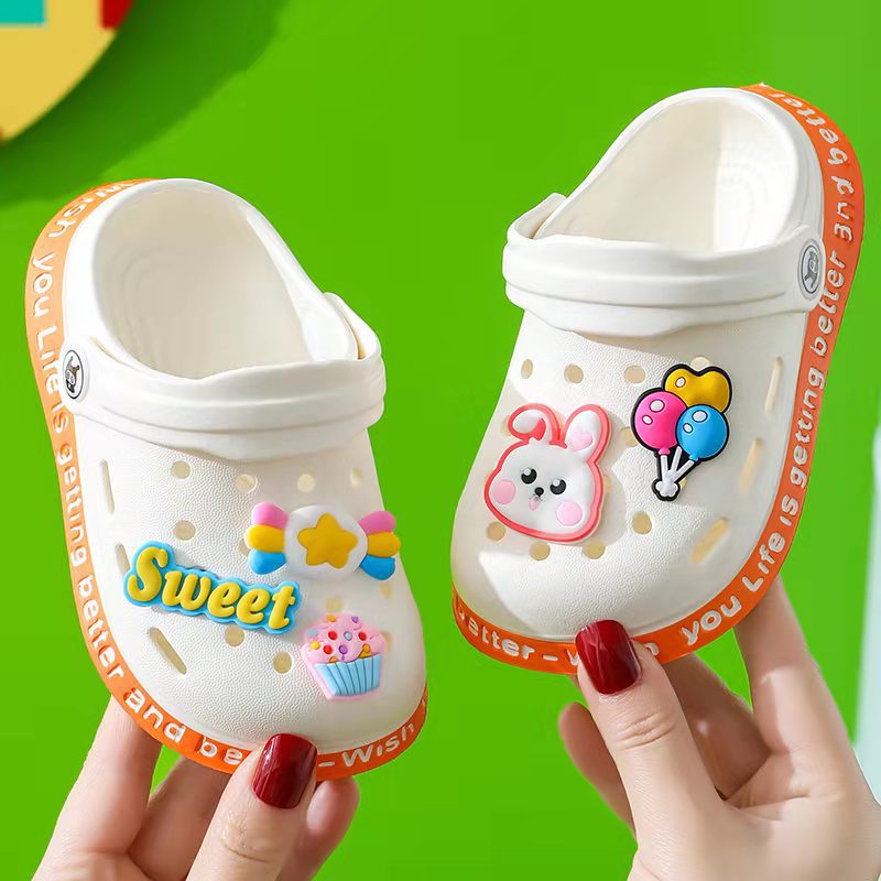 Dép sục kèm charm hình gấu thỏ cho bé trai bé gái, sục cross sticker siêu dễ thương Tulastore