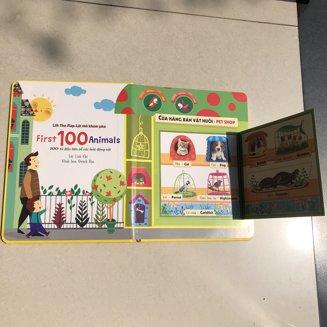 Sách Lift-The-Flap - First 100 Animals - 100 từ đầu tiên về các loài động vật - Nhà phát hành Đinh Tị | BigBuy360 - bigbuy360.vn