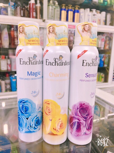 Xịt khử mùi hương nước hoa Enchanteur 150ml