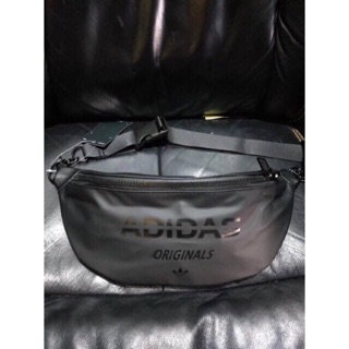 Túi bao tử chất liệu da