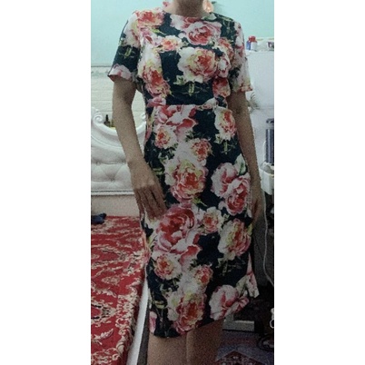 Thanh lý đầm thun hoa size L màu xanh