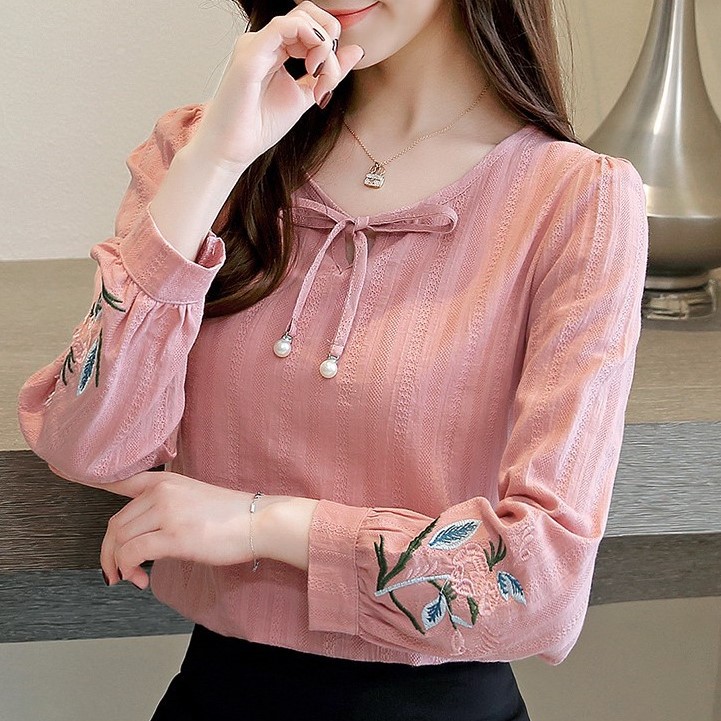 Áo sơ mi nữ❣️𝐅𝐑𝐄𝐄 𝐒𝐇𝐈𝐏❣Áo sơ mi nữ  thêu hoa cổ nơ ngọc - Áo sơ mi nữ chất thô đũi mềm, siêu xin | BigBuy360 - bigbuy360.vn