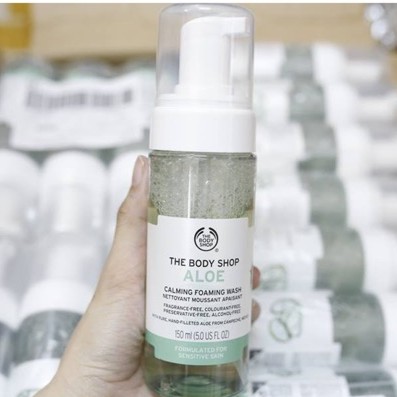 Sữa rửa mặt the body shop