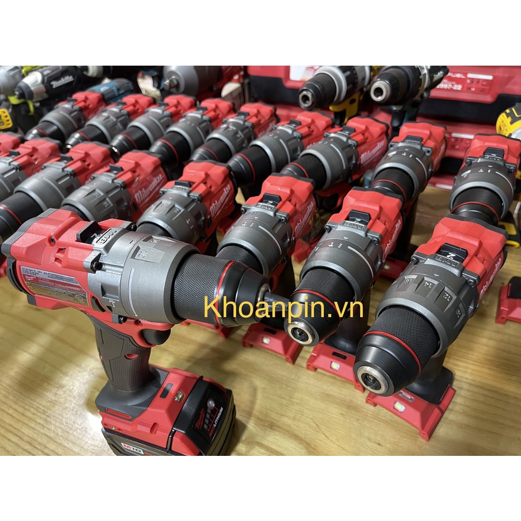 Máy khoan pin Milwaukee 2904 M18