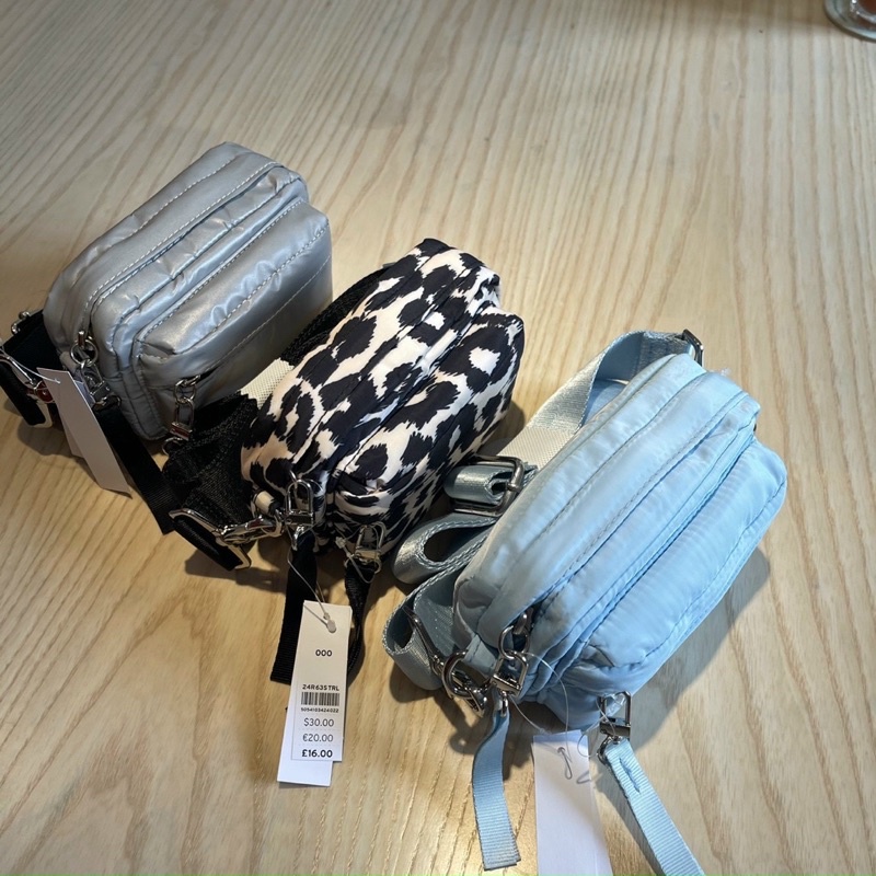 Túi Bao Tử Đeo Chéo Phong Cách Thể Thao Tiện Dụng Dành Cho Nam Và Nữ Họa Tiết Đen Trắng Milla's