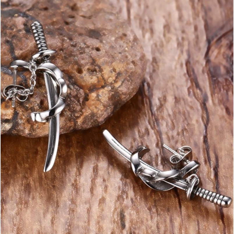 Khuyên tai thép không gỉ họa tiết kiếm Samurai độc đáo