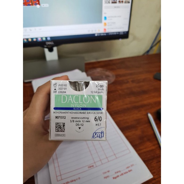 Chỉ thẩm mỹ nylon Daclon 6/0