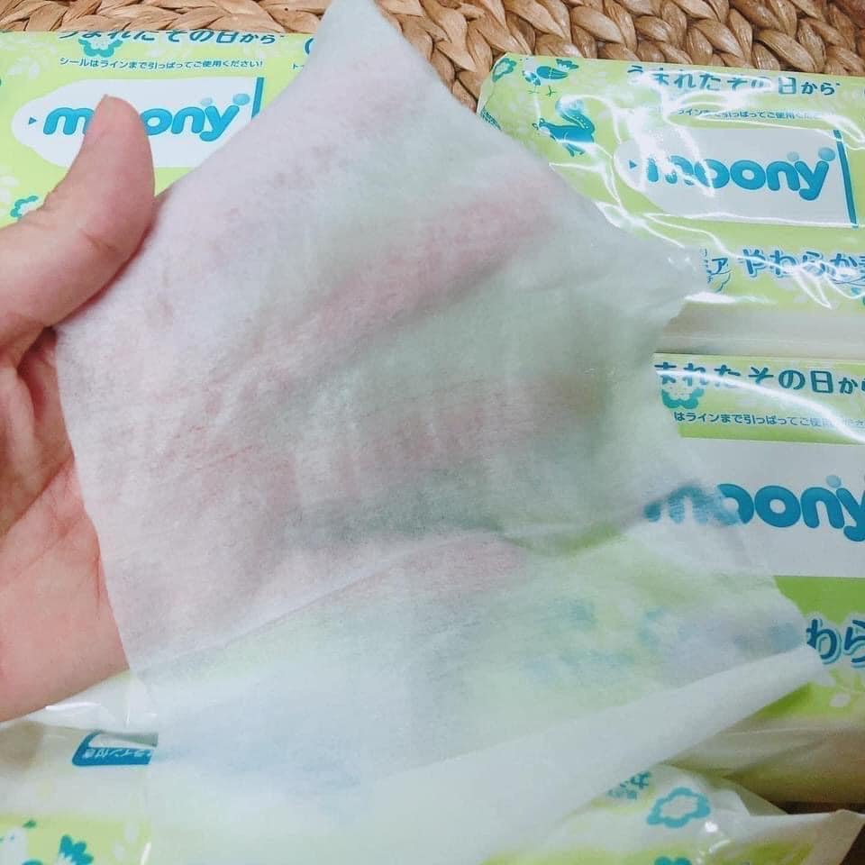 Khăn Ướt Moony Lau Chùi Không Gây Kích Ứng Da Thích Hợp Cho Bé Và Mẹ