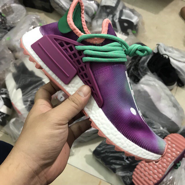 Giày human race màu tím xanh