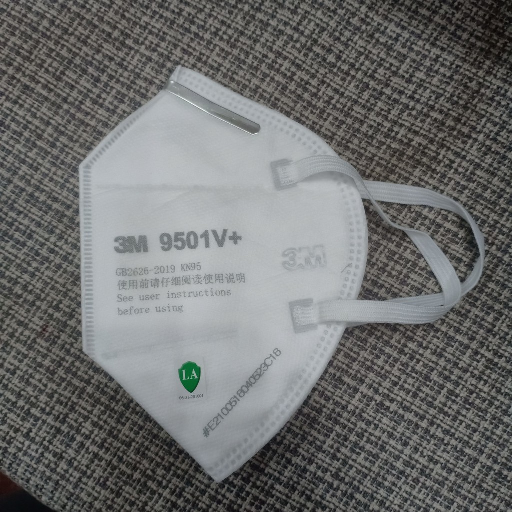 Khẩu trang chống bụi 3M 9501V+, tiêu chuẩn KN95 lọc bụi mịn hiệu quả 95% có van lọc, chống hóa chất nhẹ