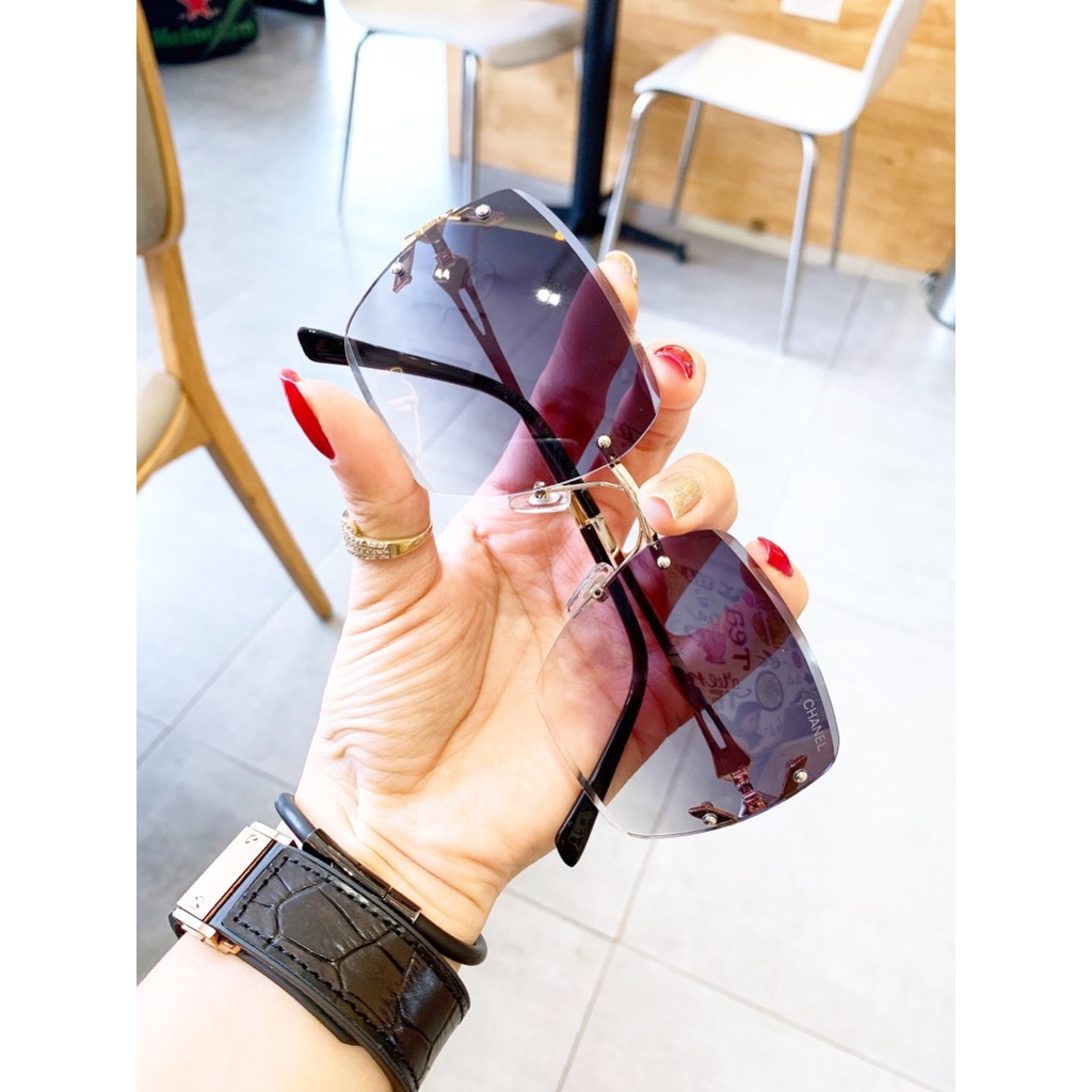 Kính mát nữ A2082 😎 TẶNG KÍNH GM 😎 kính thời trang nữ – kính chống tia uv | BigBuy360 - bigbuy360.vn