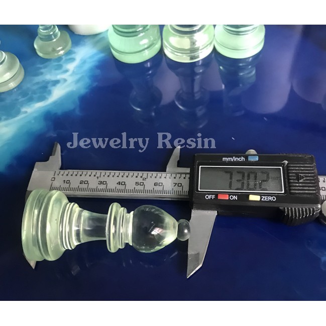 Khuôn Epoxy Resin: Khuôn Bộ Cờ Vua.
