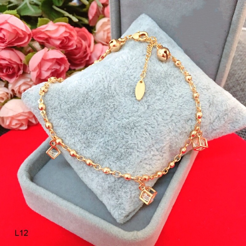 Lắc mạ vàng charm khối vuông bền màu Kami L3K0