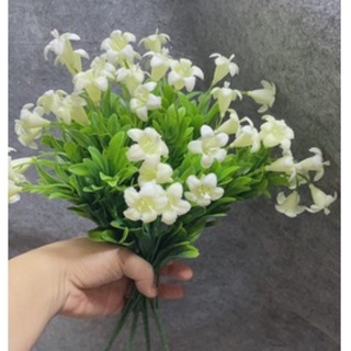 Cụm hoa loa kèn nhí điểm hoa sáp,hoa lụa,cắm bình