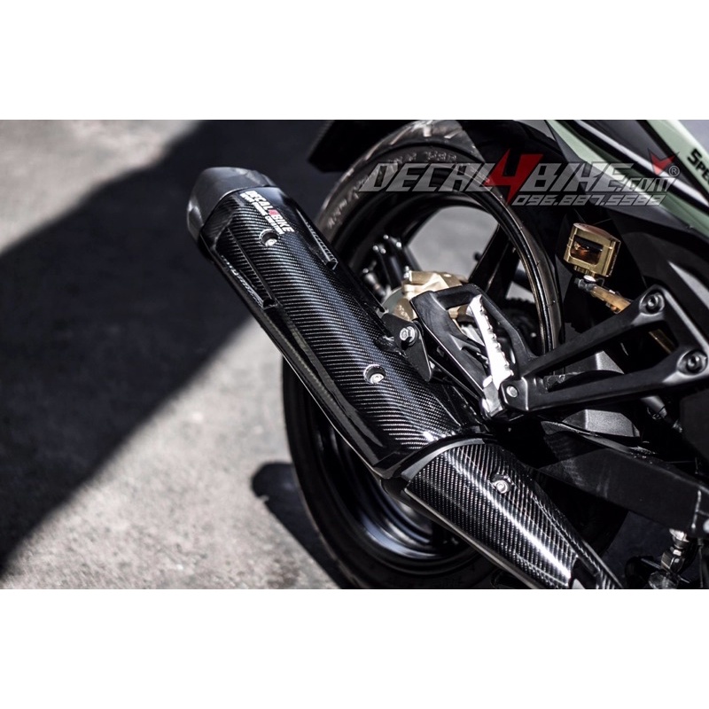 Ốp pô và chụp đích pô xe EX 150 giả zin màu đen-Cacbon