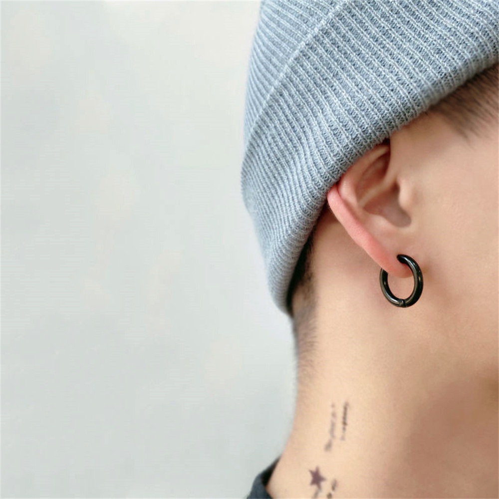Khuyên Tai Tròn Dạng Kẹp Bằng Thép Không Gỉ Phong Cách Punk Đơn Giản Thời Trang Cho Nam Nữ