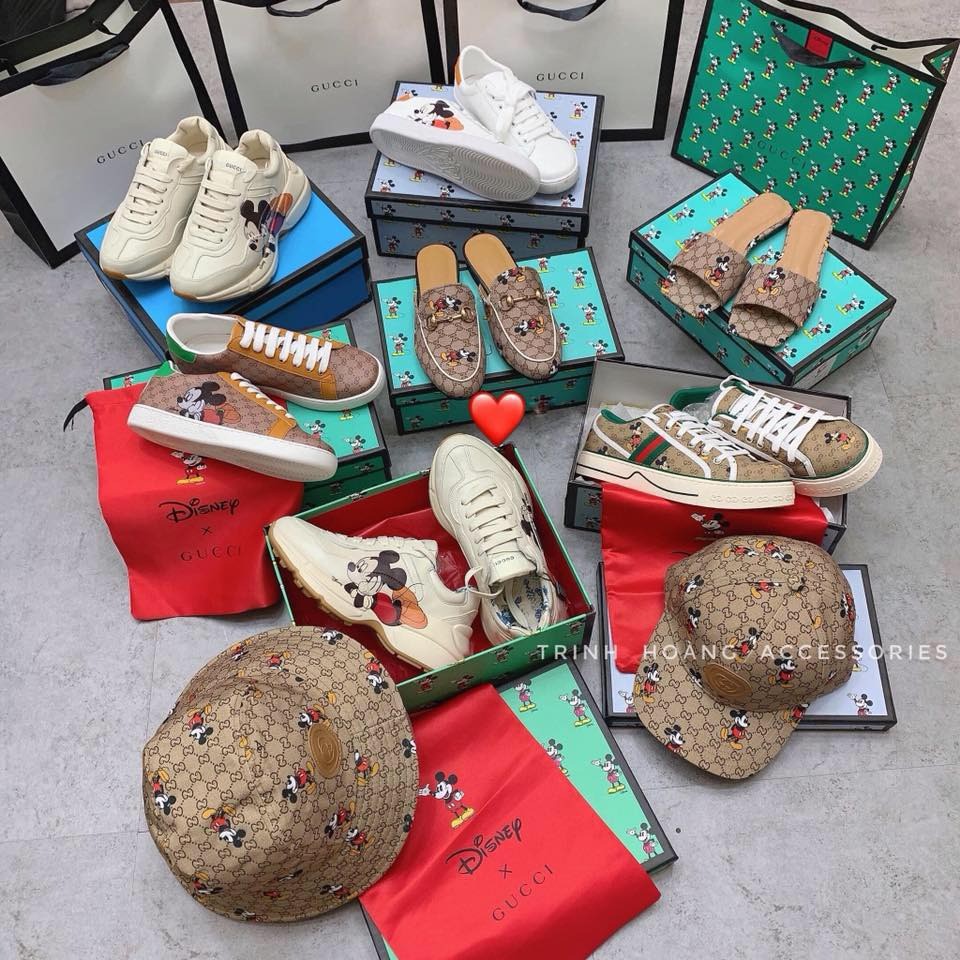 Trinh Hoàng accessories