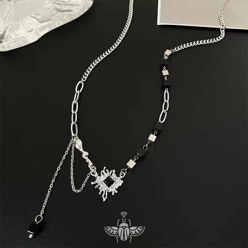 Vòng cổ Mặt Hình Bướm Đính Đá Đen Phong Cách hip hop Thời Trang Cho Nam Và Nữ