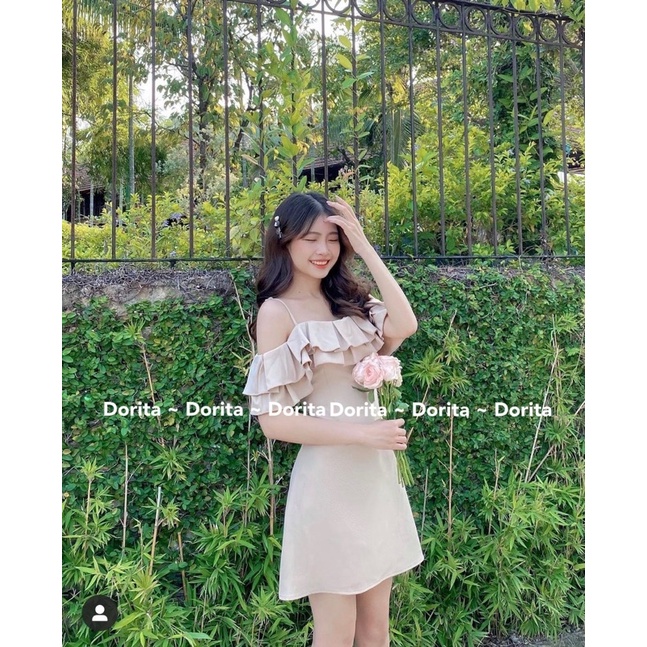 Váy 2 dây trễ vai viền bèo, Váy trắng dự tiệc viền bèo dáng xòe