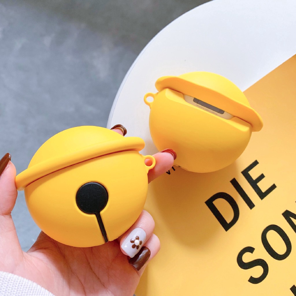 Vỏ bảo vệ hộp sạc tai nghe Airpods 1 / 2 Pro hình Doraemon gắn chuông nhỏ kèm móc