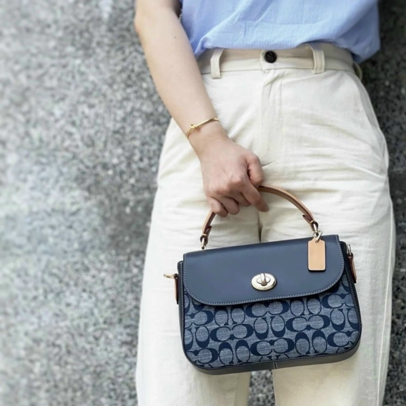 ‼️Rẻ nhất Shopee‼️Túi Coach Marlie Top Handle