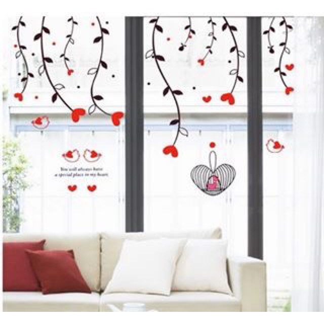 Decal dây leo trái tim hồng