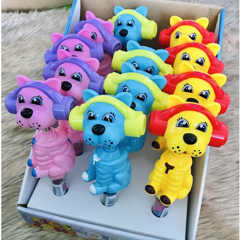 Đồ Chơi Con Chó Lắc Lư Đầu Có Kẹo Và Có Đèn Phát Sáng