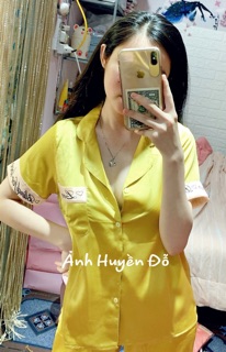 Bộ Lụa Satin Cộc Dài Chữ Viền