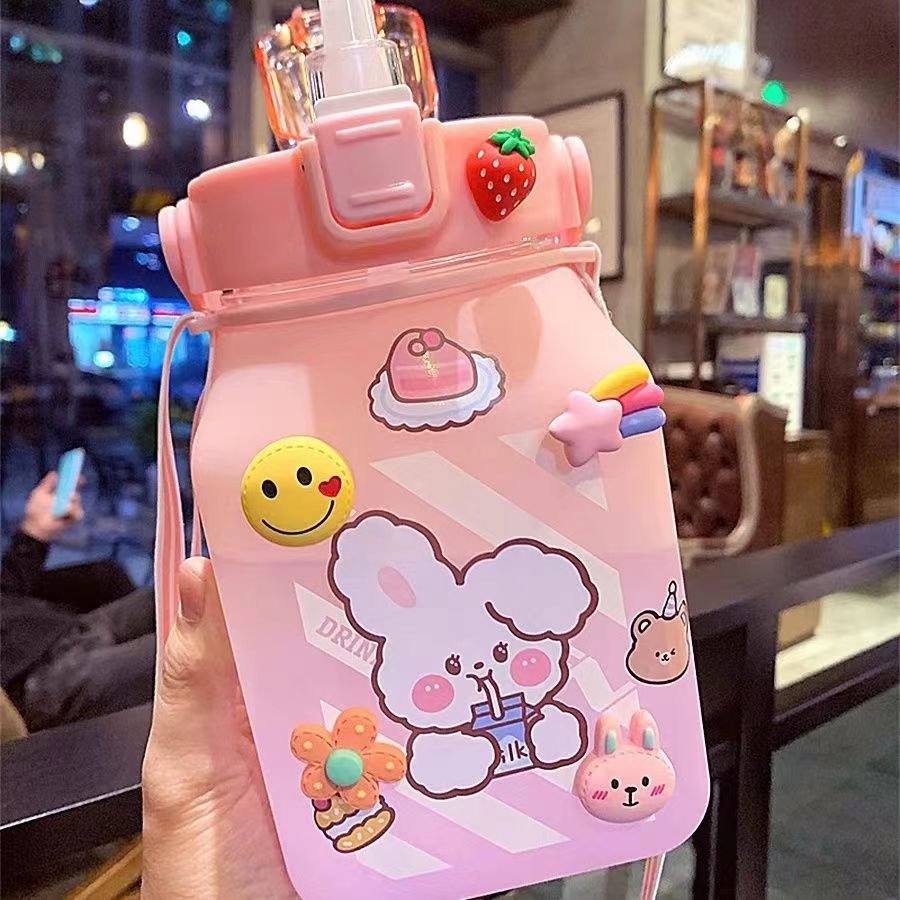 Bình nước cute ly thủy tinh có nắp bình giữ nhiệt băng keo thể thao , Bình nước chia vạch 1500ml nhắc nhở uống nước
