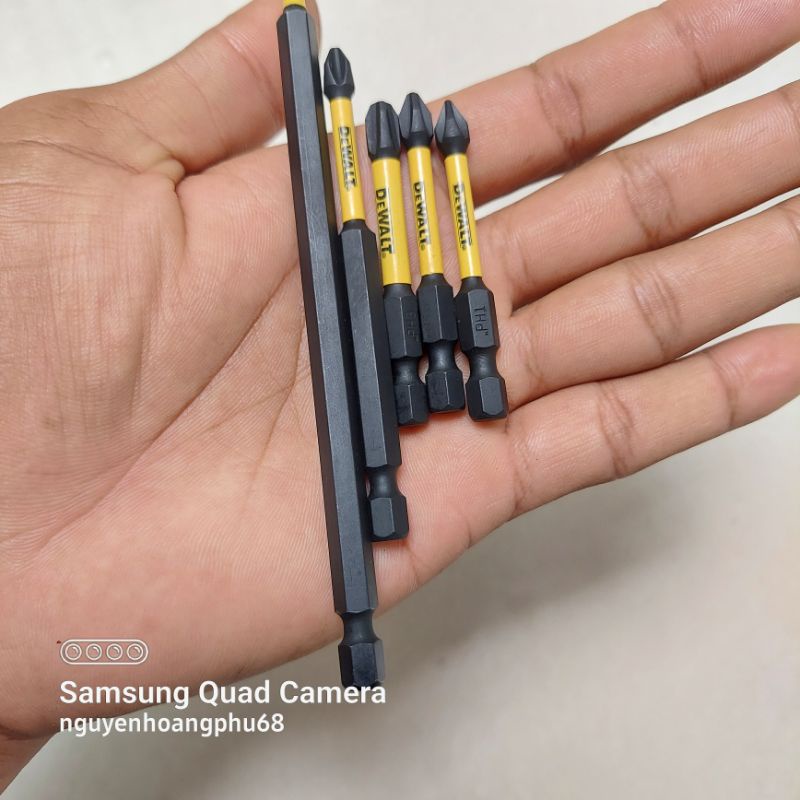 Bộ mũi vít đầu bắn vít Dewalt tem vàng có từ