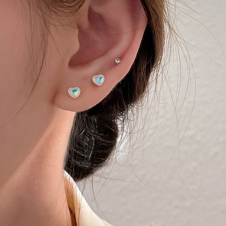 Khuyên tai bông tai nữ bạc s925 hình trái tim đính đá đổi màu basic chốt bi tròn Cá jewelry KB79