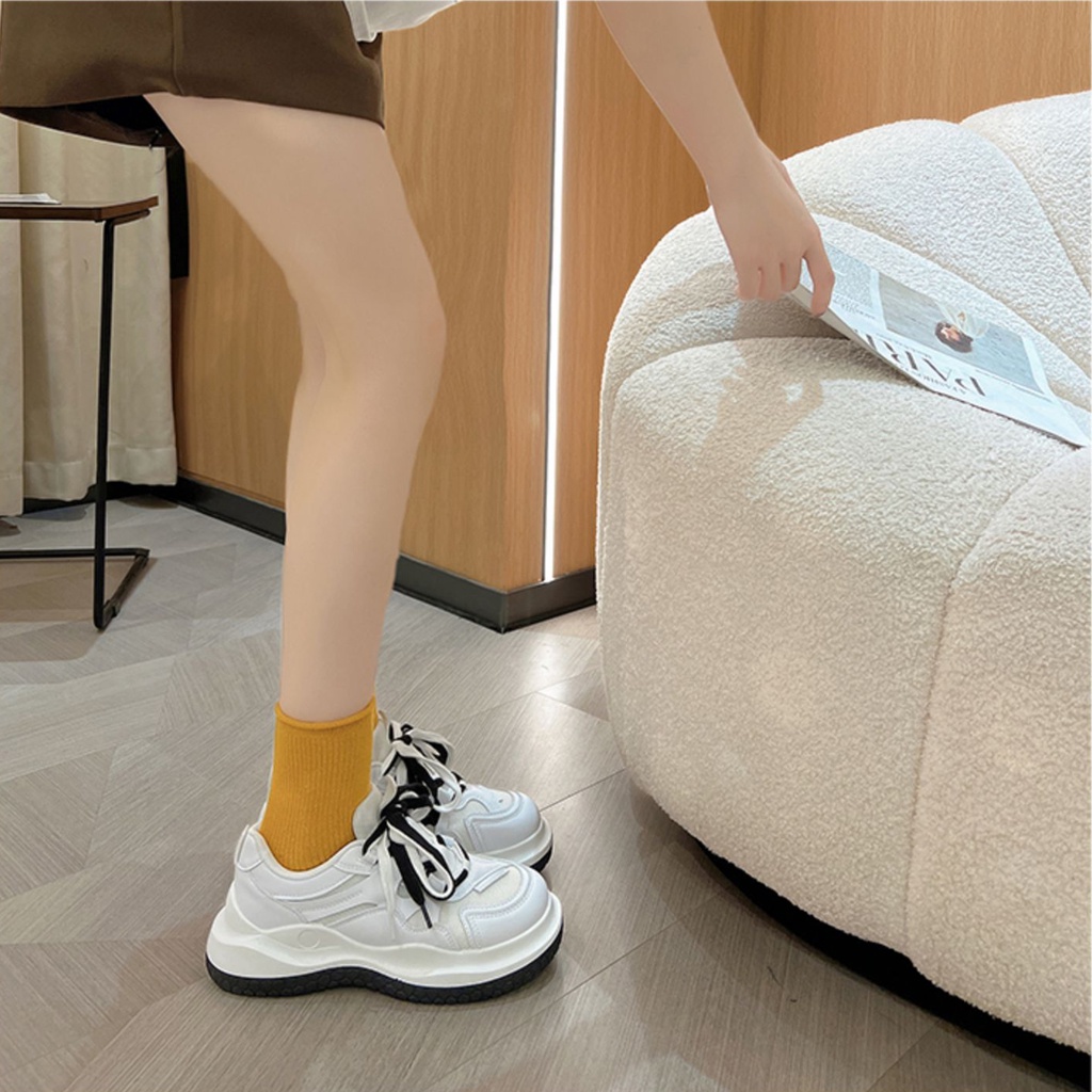 Giày Thể Thao Nữ Basic Màu Trắng Đế Đen 𝑩𝒚.𝑪𝒂𝒎𝒄𝒂𝒎