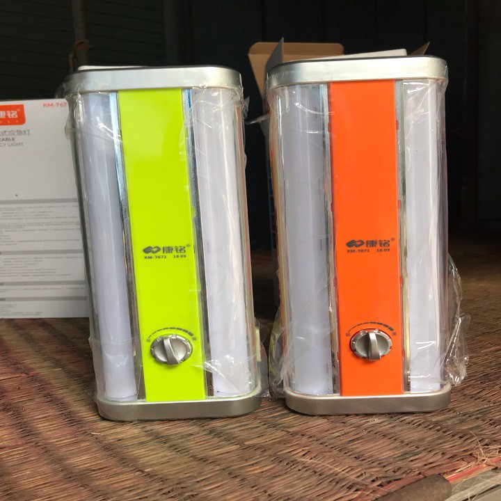 Đèn LED tích điện thông minh KM-7671 chính hãng