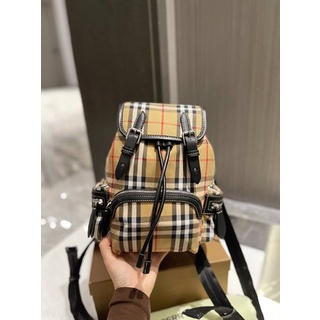 Balo Thể Thao Burberry Cỡ Lớn Chất Liệu Da Thời Trang Cho Nữ