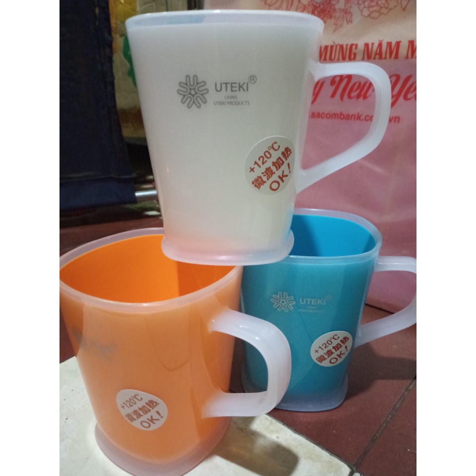 Ly nhựa cao cấp chịu nhiệt 120 độ UTEKI, An toàn, không chứa chì, Ly có tay cầm (không nắp), dung tí