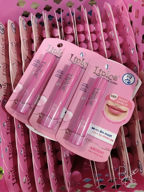 Son Dưỡng Môi Rohto Lipice Sheer Color Hương Táo Ngọt Lịm Mẫu Mới Nhất 2019