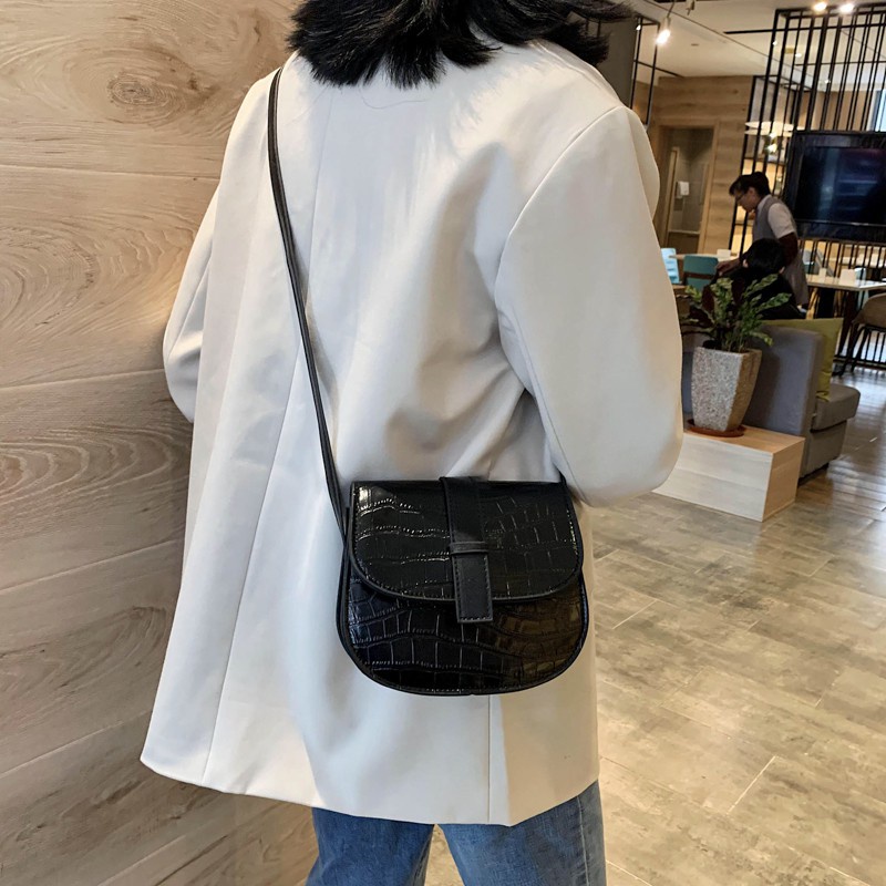 Túi xách nữ đeo chéo HENA đẹp đi chơi HY038