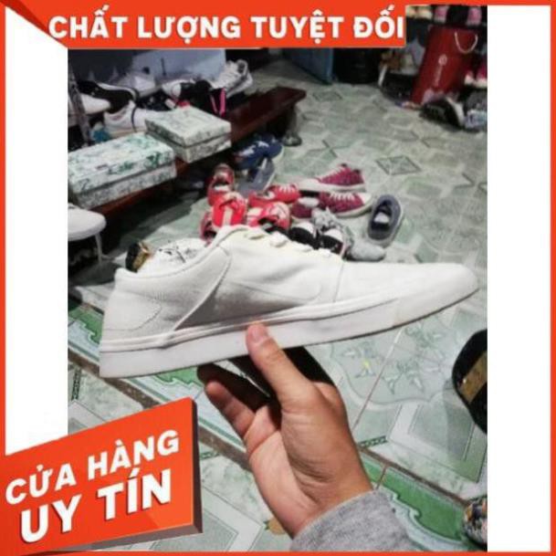 Ả𝐍𝐇 𝐓𝐇Ậ𝐓 𝐒𝐈Ê𝐔 𝐒𝐀𝐋𝐄 Giày nike chính hãng size 42.5 ạ Siêu Bền Tốt Nhất Uy Tín . : : : * . ｡ '