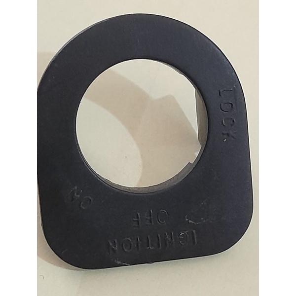 Chụp ổ khóa khóa xe Max