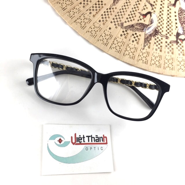 gọng kính xích form bầu
