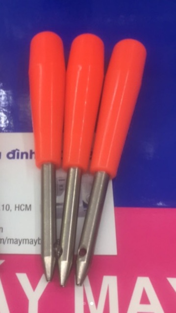 Đục lỗ trên da