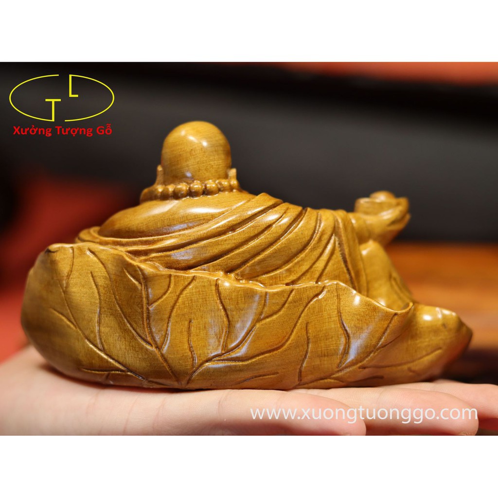 Di Lặc để xe ô tô ngồi lá sen gỗ bách xanh | BigBuy360 - bigbuy360.vn