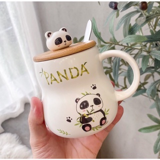 cốc sứ panda có nắp và thìa.