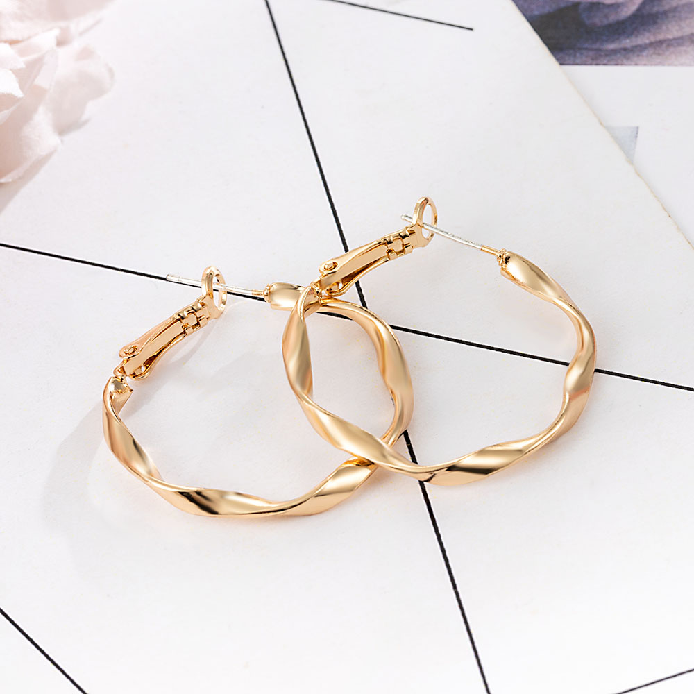 Khuyên Tai Nữ Hình Tròn Thời Trang Hàn Yanqueens Quà tặng phụ kiện