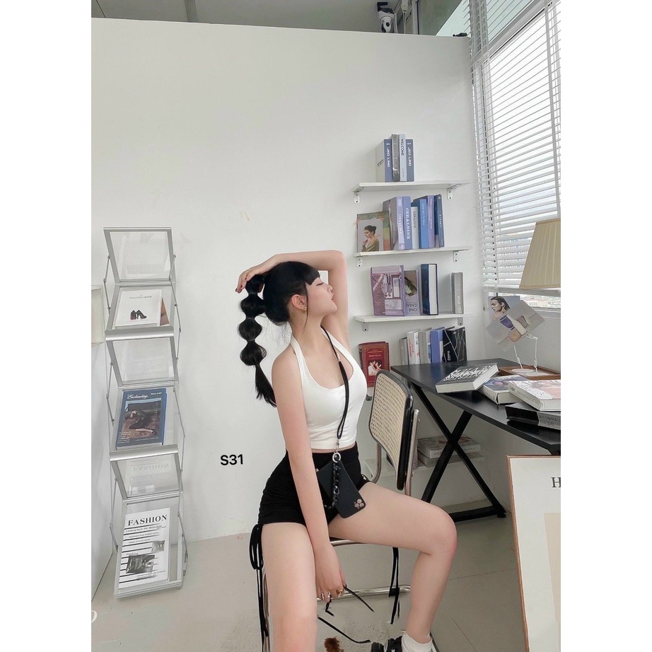 Set Áo Croptop Yếm Cổ Vuông Và Quần Rút S038