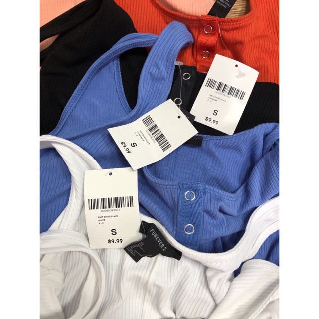 Croptop Nút Xoắn Lai F21
