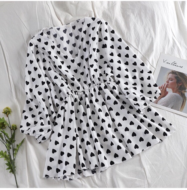 Áo tim cánh dơi tay lỡ | BigBuy360 - bigbuy360.vn