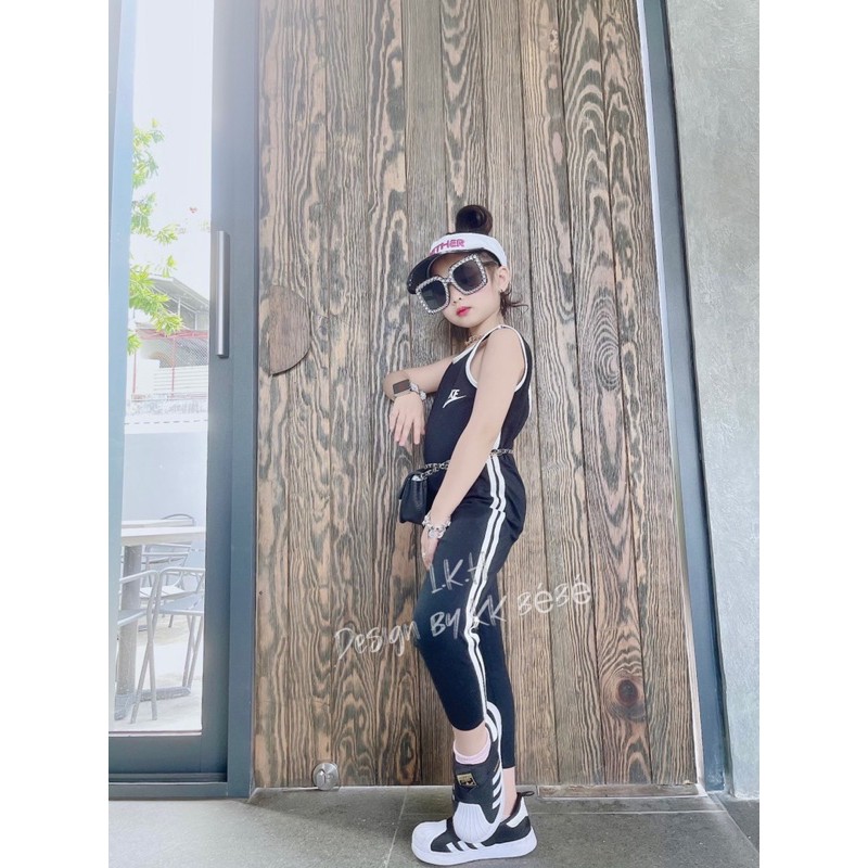 Bộ jumsuit thể thao adidas cho bé gái