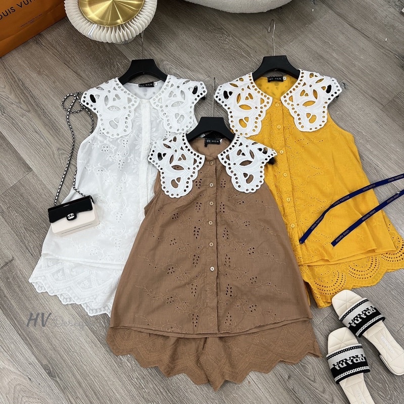 Set bộ áo ba lỗ cổ ren + quần sooc